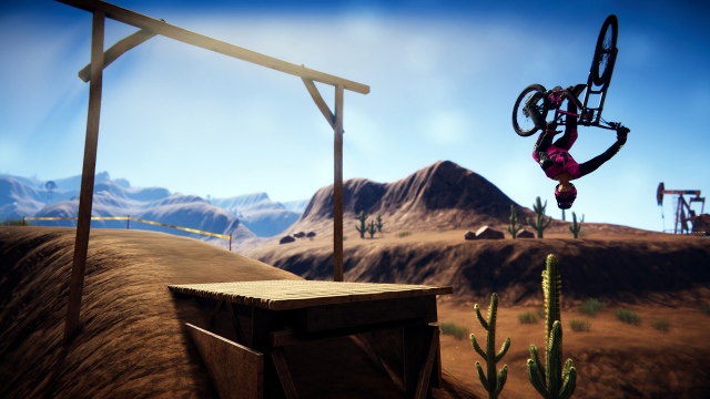 Megjelent a Descenders korai változata