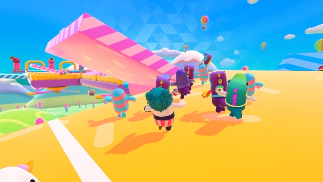 Őrült multiplayer partyjáték, augusztusban jön a Fall Guys