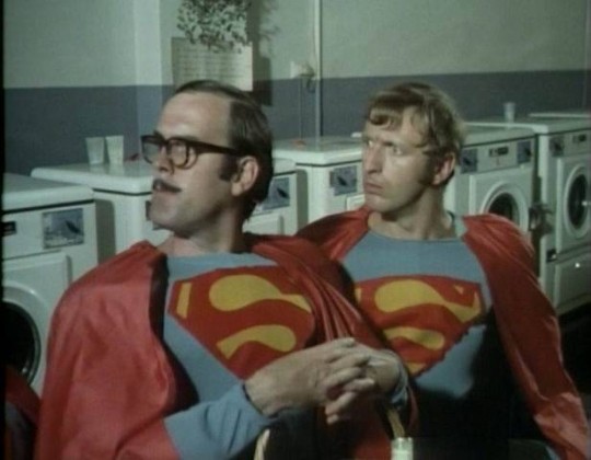 Jön a teljes Monty Python Repülő Cirkusza sorozat DVD-n