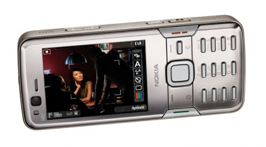 Nokia - bemutatták az N82-t