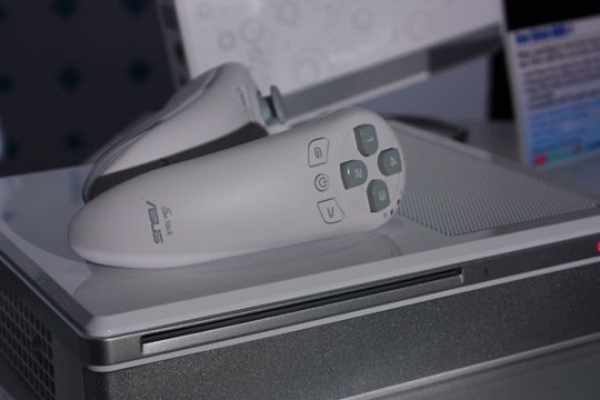 Hamarosan jön a Wii-szerű kontroller - PC-hez