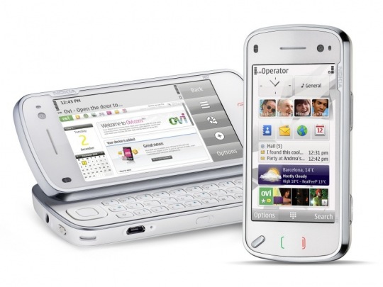 Nokia N97 - szétcsúsztatható mobil qwerty billentyűzettel