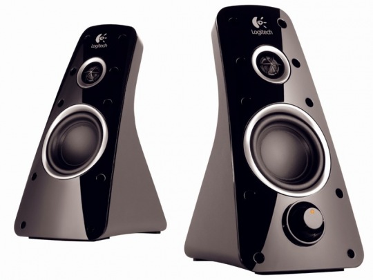 Logitech Z520 Logitech Z520