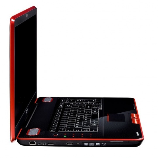 Toshiba Qosmio X500: új gamer notebook-erőmű