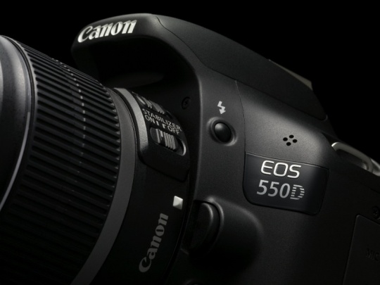 EOS 550D - új DSLR a Canontól