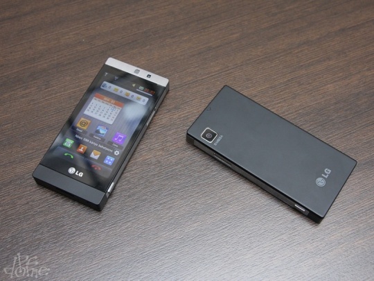 Megérkezett az LG MINI GD880