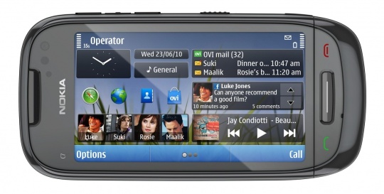 Érkezik a Nokia C7