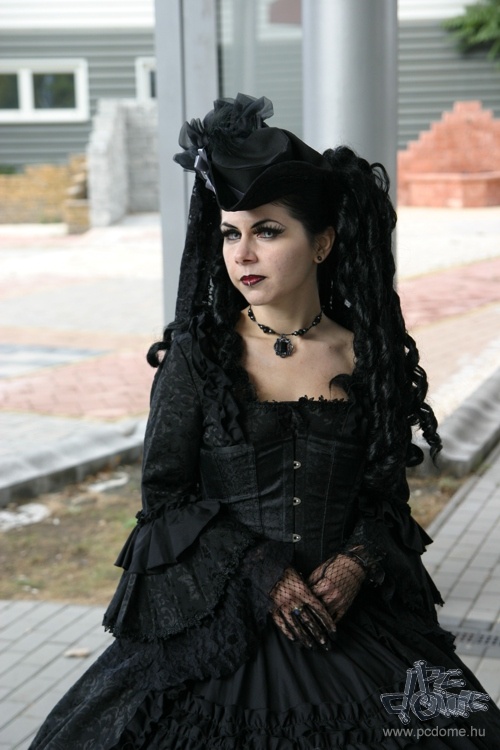 MondoCon 2011. ősz - Budapest - 2011. október MondoCon 2011. ősz - Budapest - 2011. október
