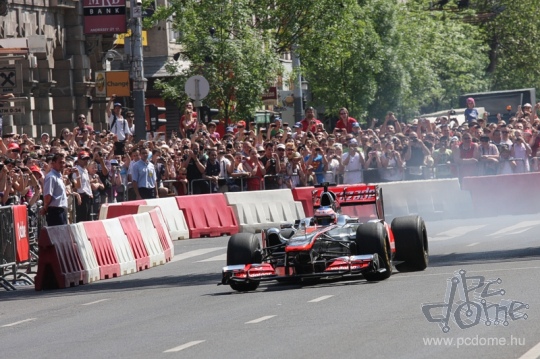 Budapesten járt Jenson Button - fotógaléria