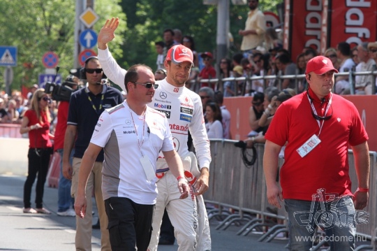 Budapesten járt Jenson Button - fotógaléria