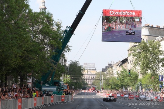 Budapesten járt Jenson Button - fotógaléria