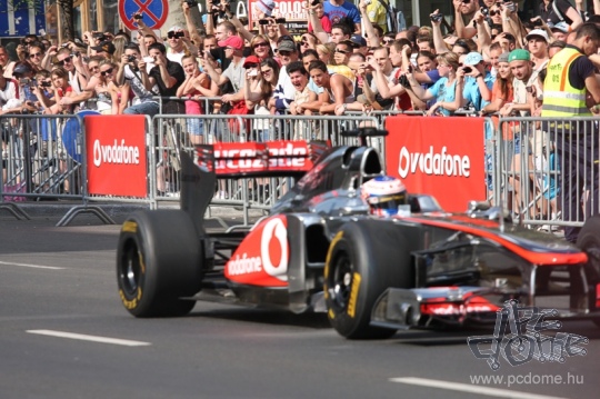Budapesten járt Jenson Button - fotógaléria