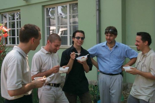 Ebéd közben: Dino, Harkov, LeMon, Mogyoró (Underground magazin), Duke Ebéd közben: Dino, Harkov, LeMon, Mogyoró (Underground magazin), Duke