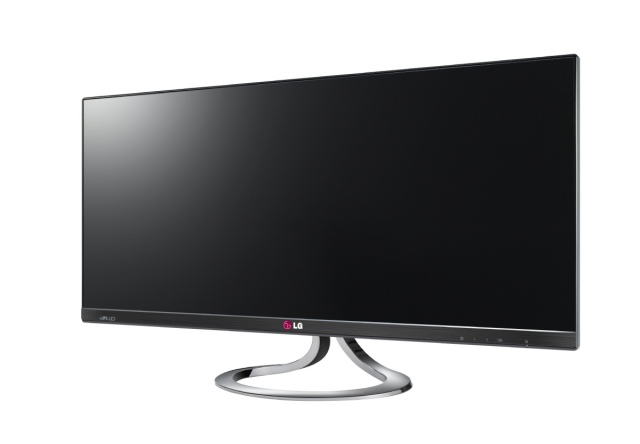 21:9-es képarányú monitor érkezik az LG-től