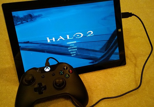 PC-s driver érkezett az Xbox One kontrollerhez