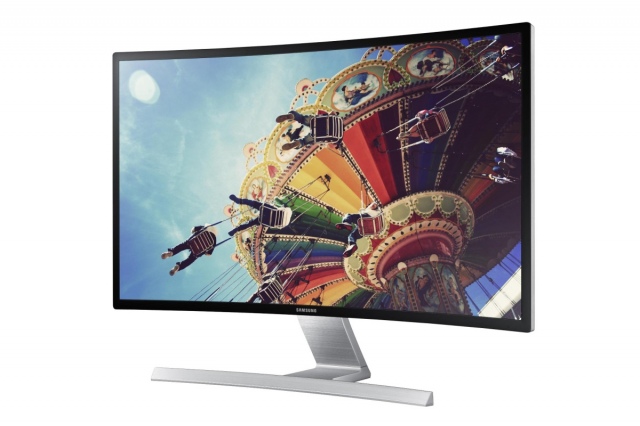 27 colos ívelt monitort mutatott be a Samsung