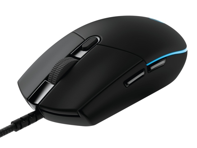 Logitech G Pro Gaming Mouse versenyzőknek tervezve