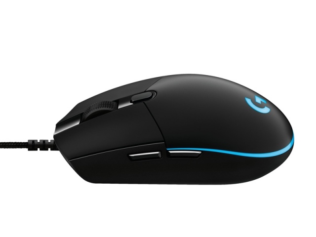 Logitech G Pro Gaming Mouse versenyzőknek tervezve
