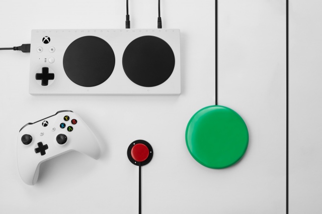 Speciális Xbox One kontroller fogyatékkal élőknek