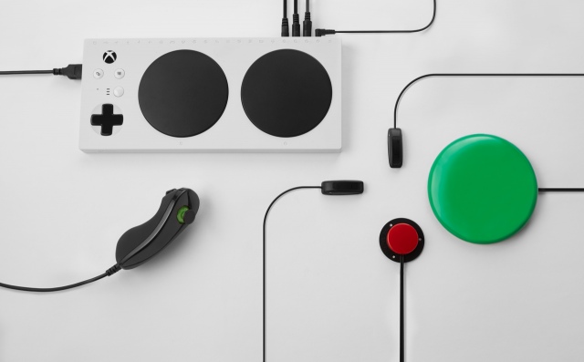 Speciális Xbox One kontroller fogyatékkal élőknek