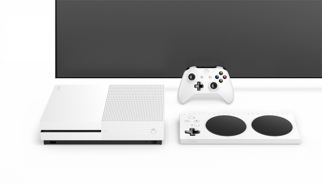 Speciális Xbox One kontroller fogyatékkal élőknek