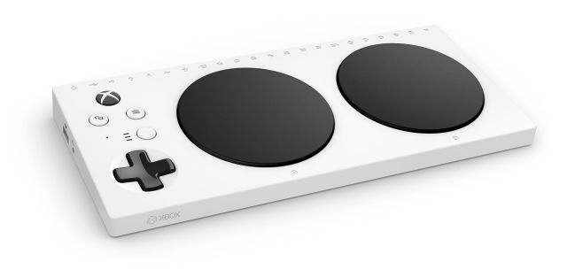Speciális Xbox One kontroller fogyatékkal élőknek