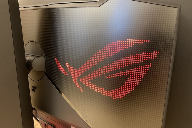 ASUS ROG Swift OLED PG34WCDM monitorteszt – Joker széles mosolya