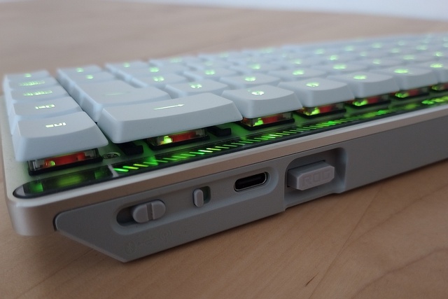 ASUS ROG Falchion RX Low Profile billentyűzet – Kicsi a bors!