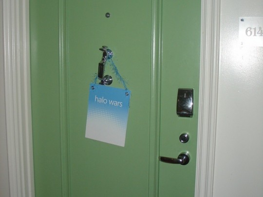 Újabb helyszíni fotók az E3-ról