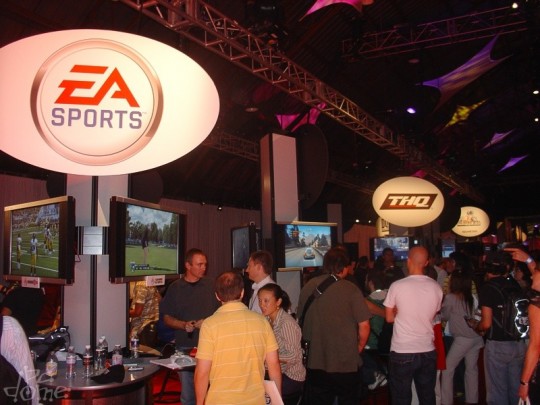 Újabb helyszíni fotók az E3-ról