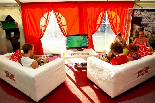 Electronic Arts sátor a Szigeten