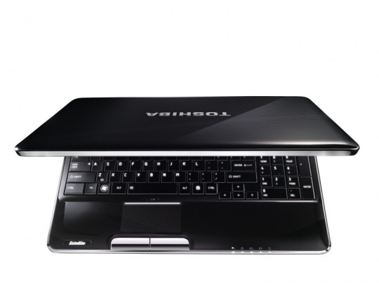 Toshiba A500 multimédia notebook 16 hüvelykes kijelzővel