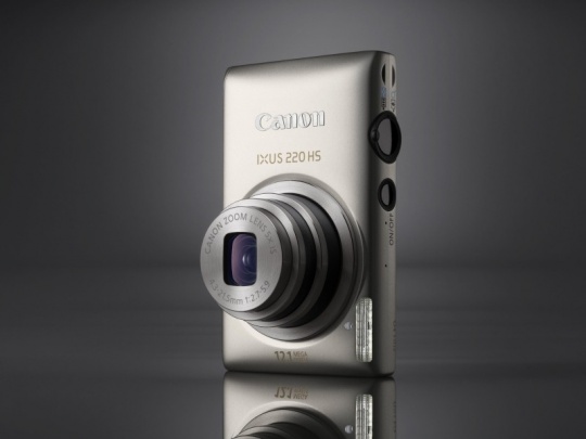 Canon IXUS 220 HS