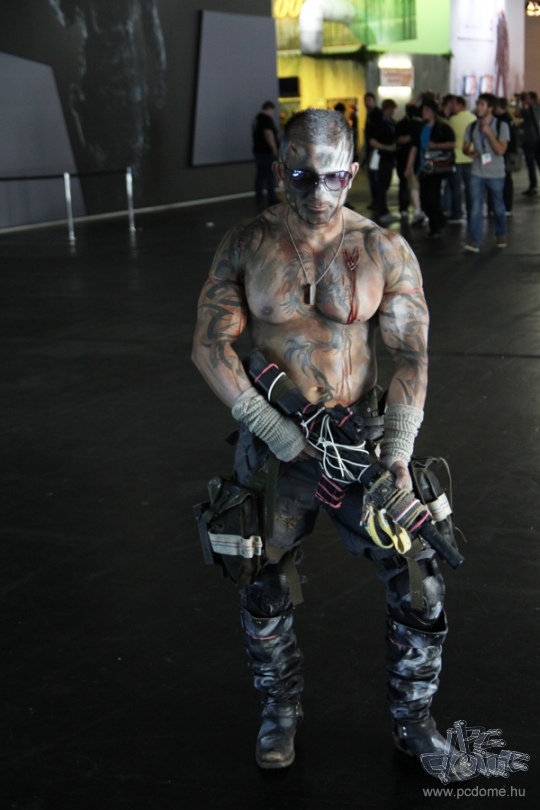 Gamescom 2011 booth babe galéria