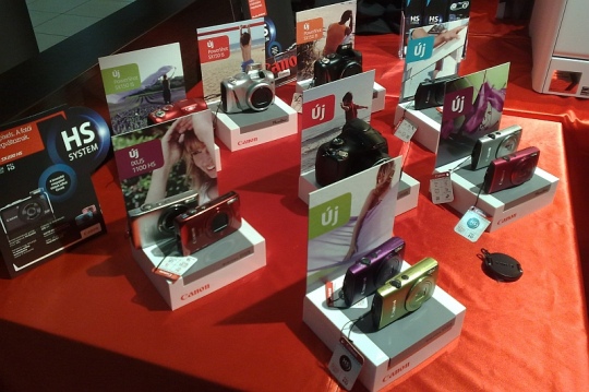 Két új Canon kompakt fényképezőgép: PowerShot S100 és SX40 HS