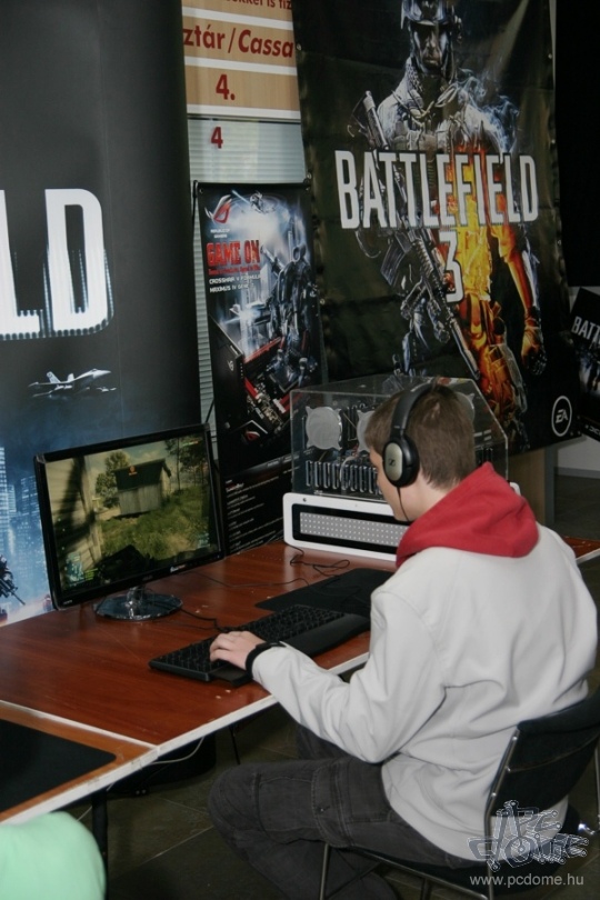 MondoCon 2011. ősz - fotógaléria