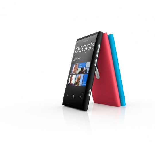 Hazánkba érkezett a Nokia Lumia 800