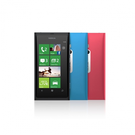 Hazánkba érkezett a Nokia Lumia 800