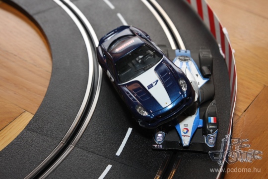 Kipróbáltunk egy Carrera DIGITAL versenypályát