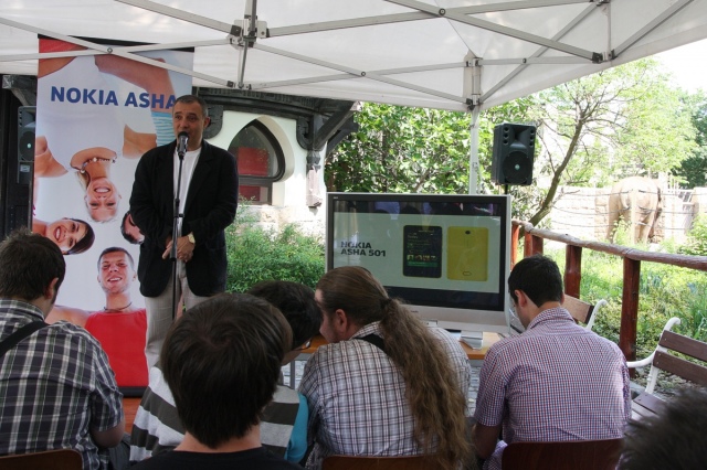 Bemutatkozott a Nokia Asha 501