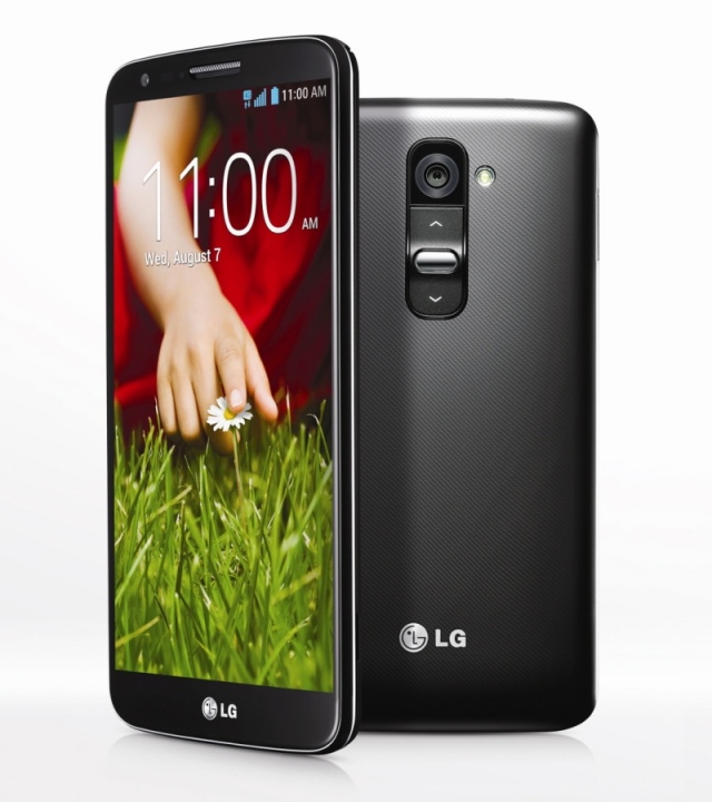 A hátlapjára kerültek a gombjai az LG új okostelefonjának