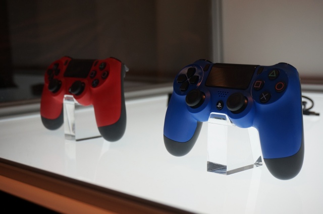 Nem csak feketében lesz kapható a DUALSHOCK 4