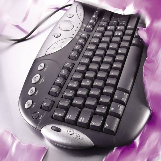 Logitech mintabolt nyílt Budapesten