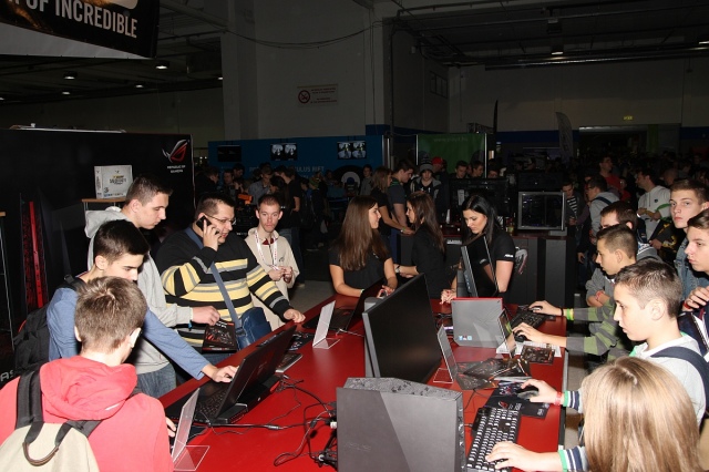 PlayIT Show 2014 őszi fotógaléria