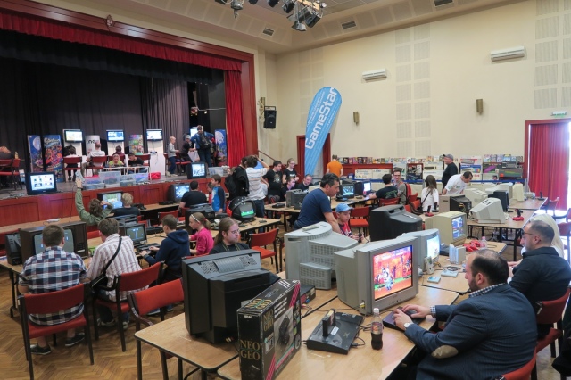 Egy kiállítás képei: ReGamEx 8