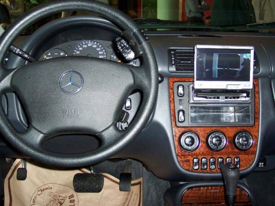 A Mercedes belseje