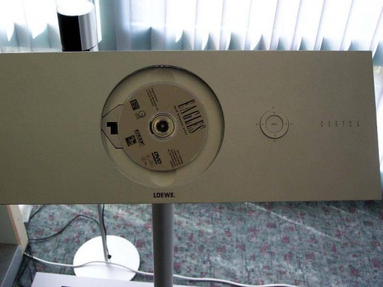 Loewe Certos DVD lemezzel