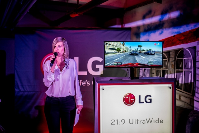 LG 34UC79G ívelt 21:9-es monitor játékosoknak