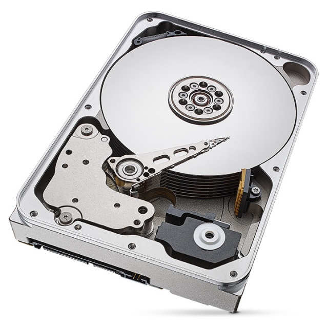 12 TB-nál tart winchestereivel a Seagate