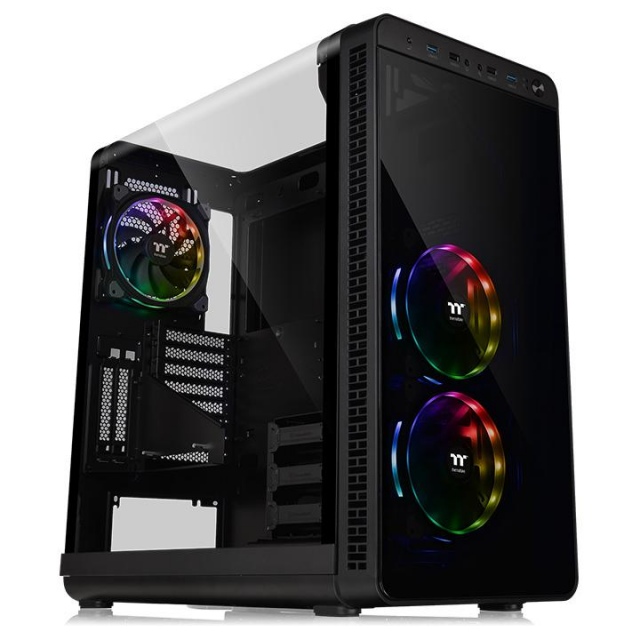 Tovább bővül a Thermaltake View számítógépház-családja